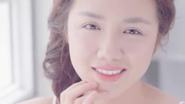 Essance CC Cream “Sang Trong Nhu Som Mai” Viral Clip 2016